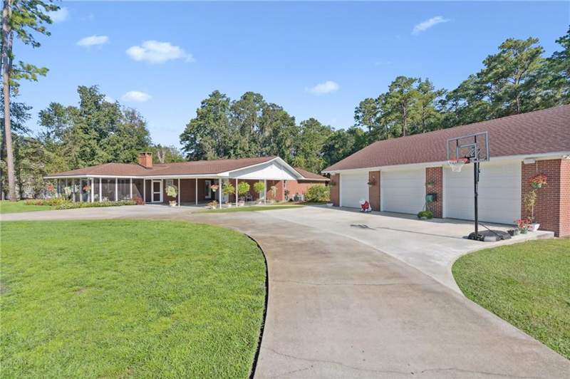4 bedroom Single Family Residence at 435 Chapel Crossing Road, Kinstle, Brunswick — photo 4