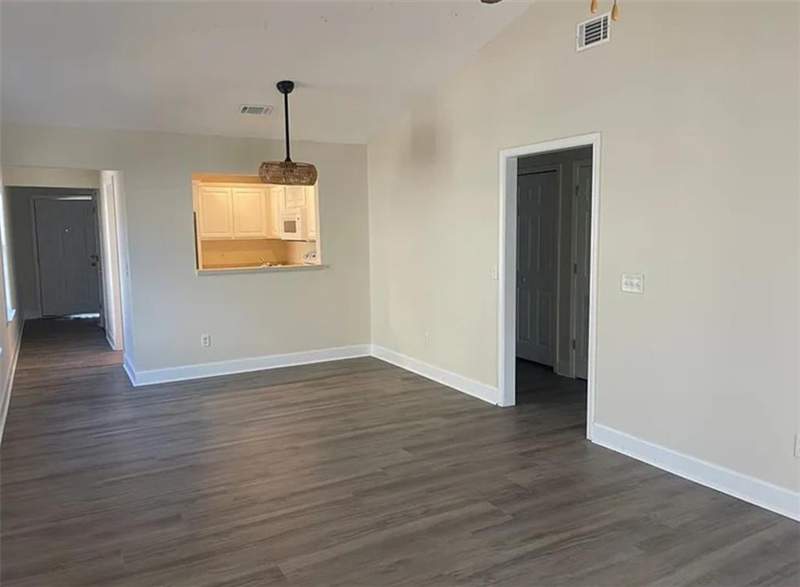 3 bedroom Condominium at 207 Lantana Court, Azalea Place, Brunswick — photo 4