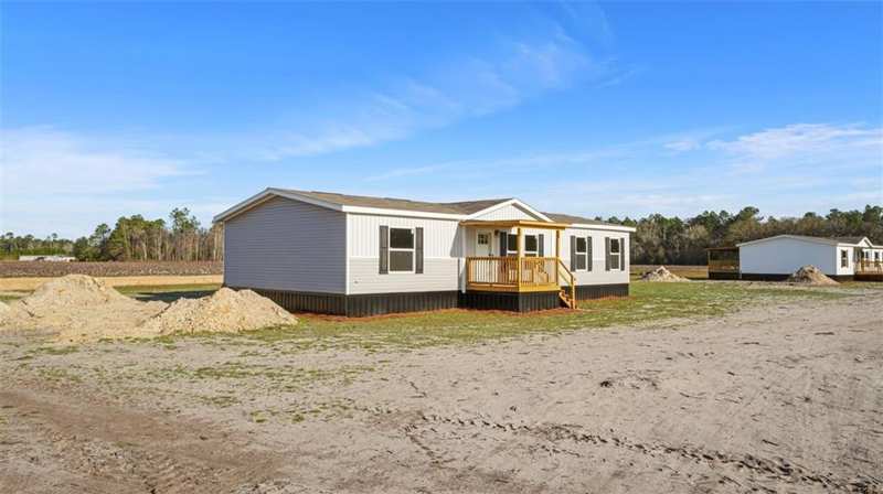 3 bedroom Mobile Home at 272 Three C Road, No Recorded Subdivision, Jesup — photo 1