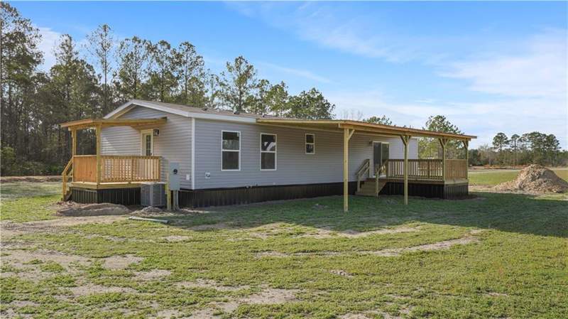 3 bedroom Mobile Home at 128 Three C Road, No Recorded Subdivision, Jesup — photo 2