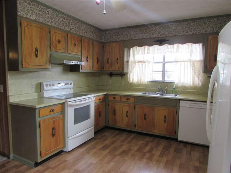 3 bedroom Single Family Residence at 1691 Huckaby Road, No Recorded Subdivision, Waycross — photo 4