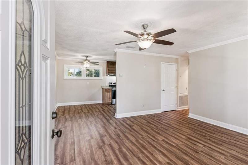 3 bedroom Single Family Residence at 716 Gordon Street, Habersham Park, Brunswick — photo 4