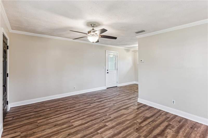 3 bedroom Single Family Residence at 716 Gordon Street, Habersham Park, Brunswick — photo 5