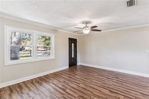 716 Gordon Street, Brunswick GA - photo 6 of 17
