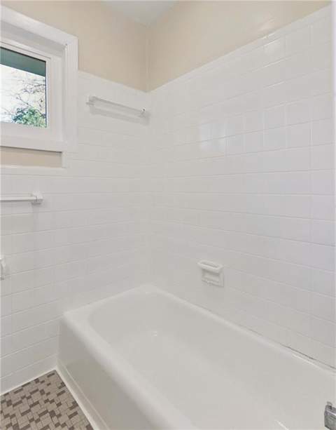 716 Gordon Street, Brunswick GA - photo 11 of 17