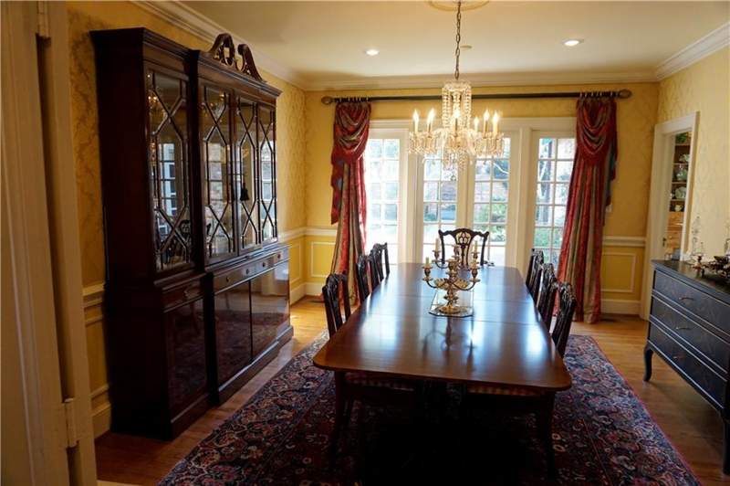 4 bedroom Single Family Residence at 804 Cherokee Circle, No Recorded Subdivision, Waycross — photo 3