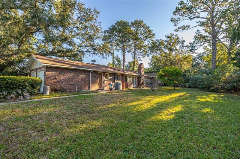 4 bedroom Single Family Residence at 125 Worthing Road, Devonwood Estates, St. Simons Island — photo 4