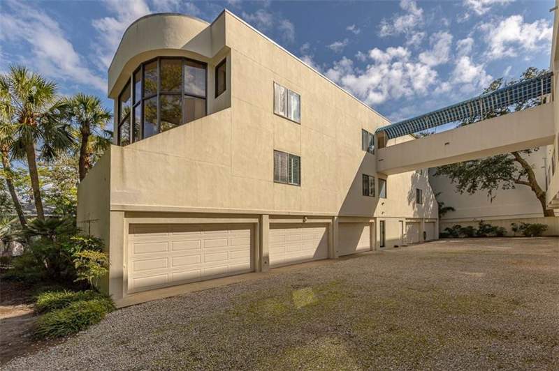 1 bedroom Condominium at 548 Oglethorpe Avenue, Village Plaza Condos, St. Simons Island — photo 4