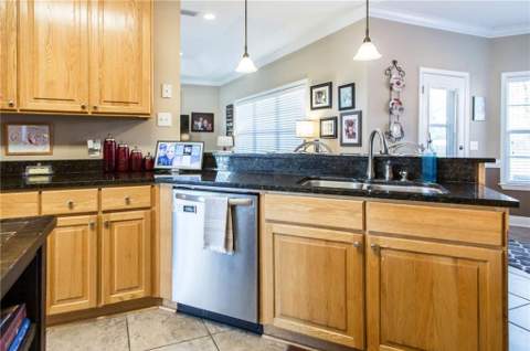 851 Carriage Lane, Waycross GA - photo 12 of 54