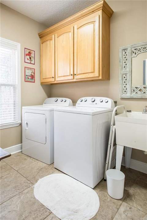 851 Carriage Lane, Waycross GA - photo 19 of 54