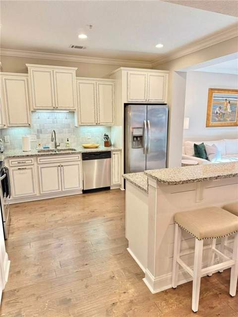 805 Mariners Circle, St. Simons Island GA - photo 10 of 25