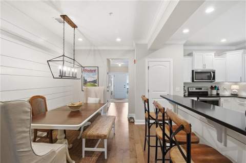 203 Mariners Circle, St. Simons Island GA - photo 8 of 32