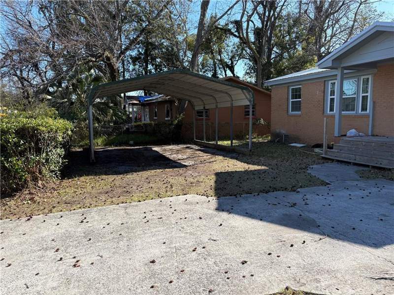 3 bedroom Single Family Residence at 2715 Stonewall Street, No Recorded Subdivision, Brunswick — photo 2