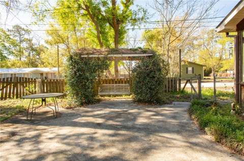 902 Stanton Avenue, Waycross GA - photo 8 of 38