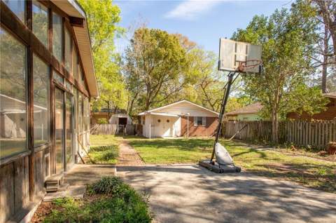902 Stanton Avenue, Waycross GA - photo 6 of 38