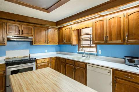 902 Stanton Avenue, Waycross GA - photo 17 of 38
