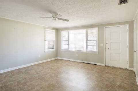 902 Stanton Avenue, Waycross GA - photo 20 of 38