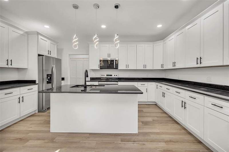 3 bedroom Single Family Residence at 254 Satilla Sands Drive, Satilla Sands, Waynesville — photo 2
