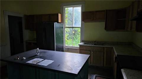 331 N Central Avenue, Blackshear GA - photo 8 of 16