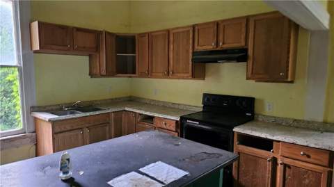 331 N Central Avenue, Blackshear GA - photo 9 of 16