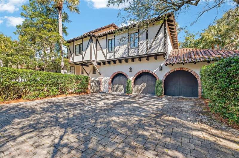 5 bedroom Single Family Residence at 467 Forest Road, Ocean Forest, Sea Island — photo 3