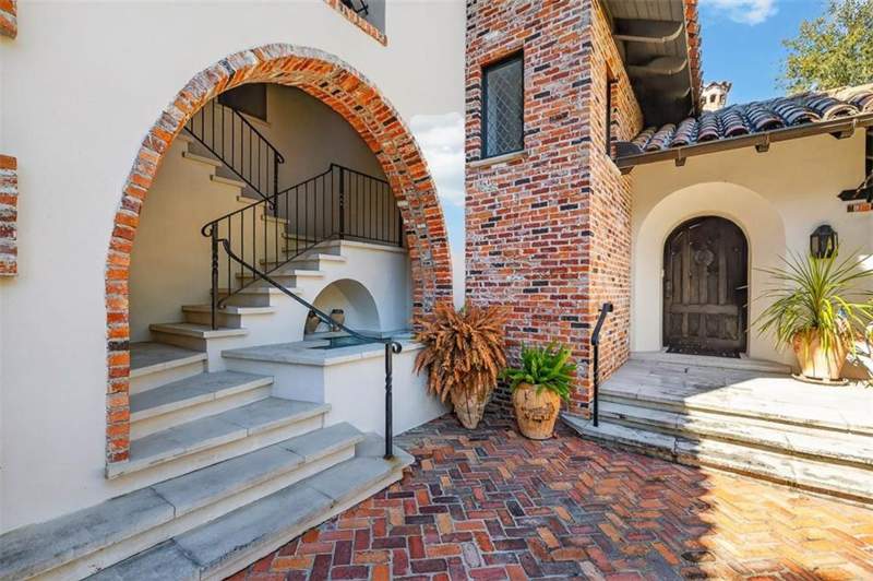 5 bedroom Single Family Residence at 467 Forest Road, Ocean Forest, Sea Island — photo 4