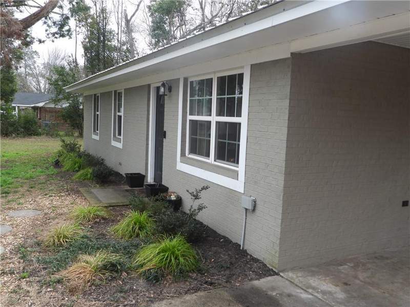 3 bedroom Single Family Residence at 121 Beaver Drive, No Recorded Subdivision, Blackshear — photo 2