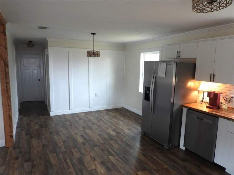 3 bedroom Single Family Residence at 121 Beaver Drive, No Recorded Subdivision, Blackshear — photo 4