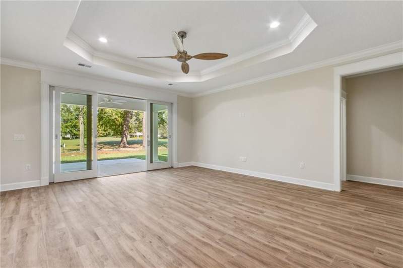 5 bedroom Single Family Residence at 103 Maybird Drive, Laurel Island-Jefferson Landing, Kingsland — photo 4