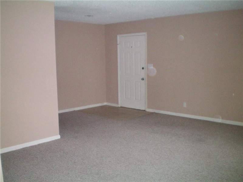 2 bedroom Condominium at 702 E Island Square Drive, Island Square Condos, St. Simons Island — photo 5