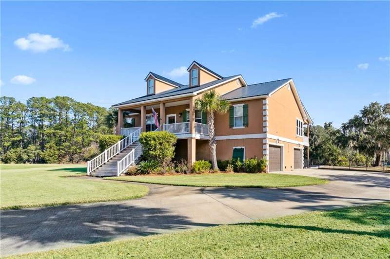 4 bedroom Single Family Residence at 210 Sandpiper Road, Indigo Pointe, Brunswick — photo 2