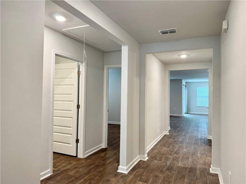 3 bedroom Single Family Residence at 38 Autumns Wood Drive, Autumn's Woods, Brunswick — photo 4