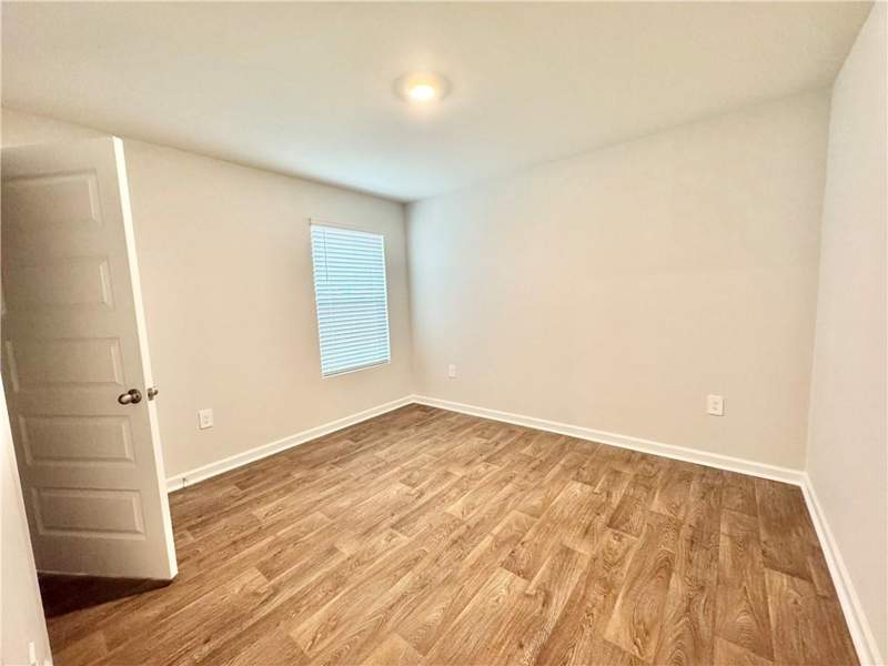 3 bedroom Single Family Residence at 38 Autumns Wood Drive, Autumn's Woods, Brunswick — photo 5