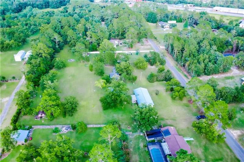 4 bedroom Single Family Residence at 2142 Ben Couch Road, No Recorded Subdivision, Blackshear — photo 4