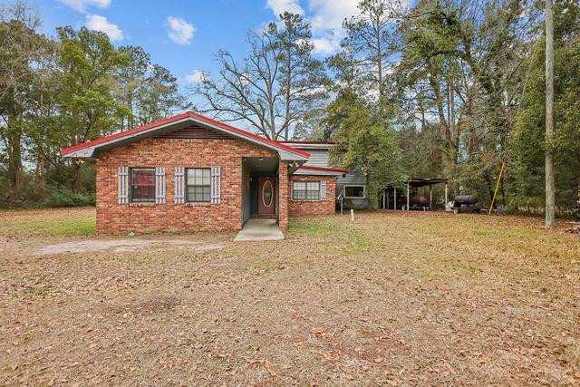 4 bedroom Single Family Residence at 412 S Willow Street, No Recorded Subdivision, Jesup — photo 1