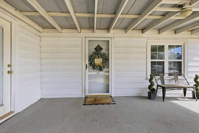 2 bedroom Single Family Residence at 120 Carter Street, No Recorded Subdivision, Jesup — photo 2