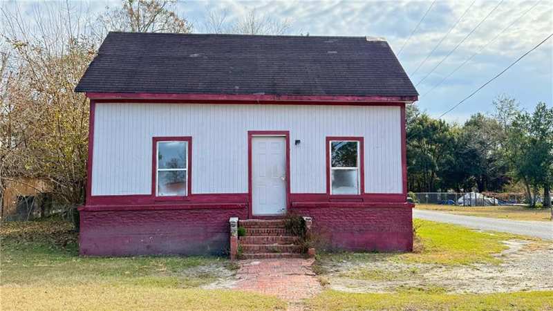 3 bedroom Single Family Residence at 356 N 4th Street, No Recorded Subdivision, Jesup — photo 1