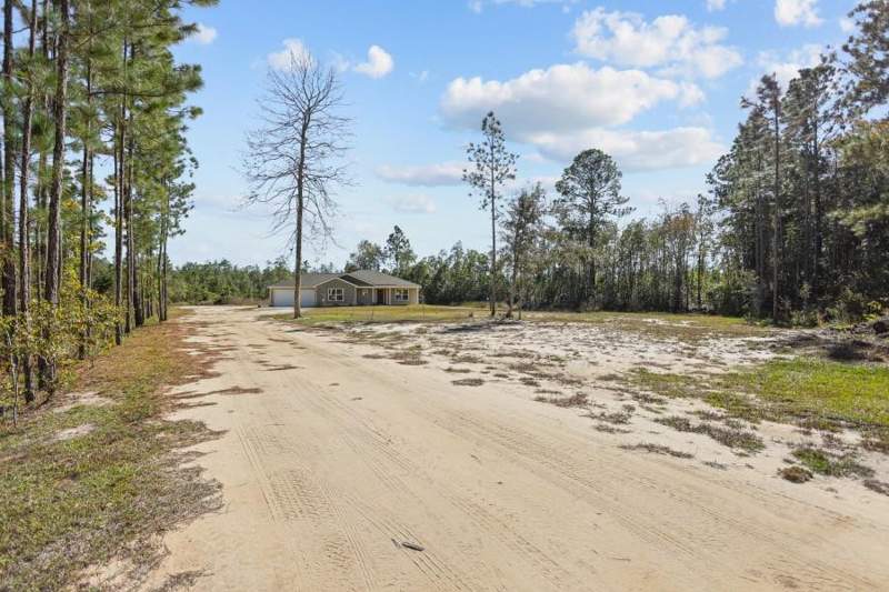 3 bedroom Single Family Residence at 192 Hummingbird Lane, Woods Edge, Jesup — photo 3