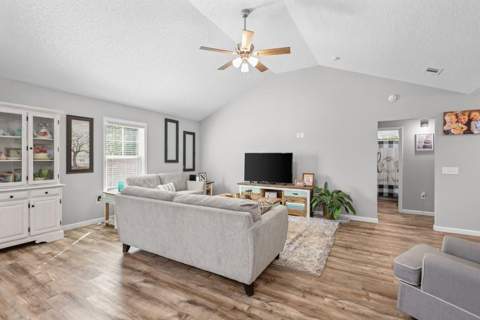 192 Hummingbird Lane, Jesup GA - photo 8 of 26