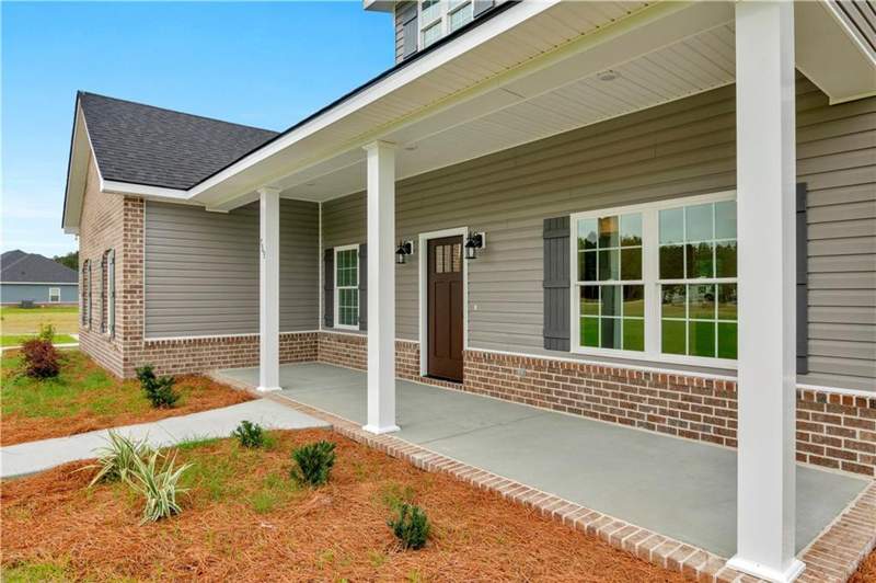 4 bedroom Single Family Residence at 769 NE S T Morris Road, No Recorded Subdivision, Ludowici — photo 2