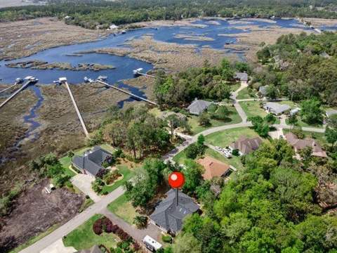 811 W Riverview Drive, St. Marys GA - photo 6 of 46