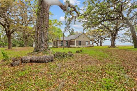 55 Cedar Point Road, Brunswick GA - photo 14 of 47