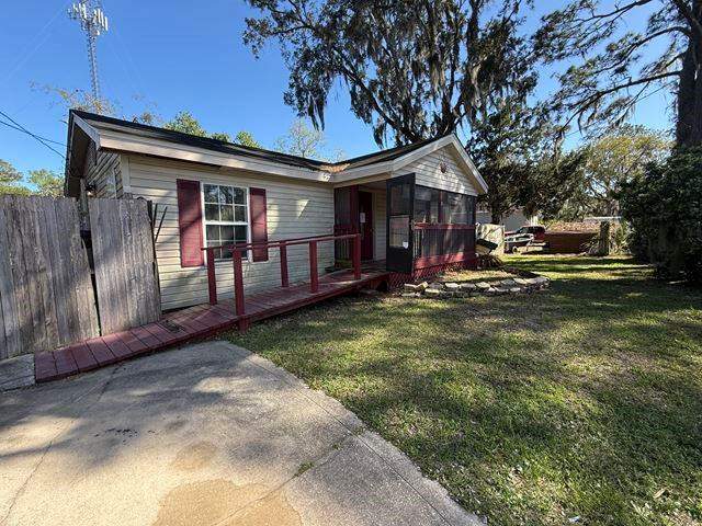 3 bedroom Single Family Residence at 84 Henry Avenue, No Recorded Subdivision, St. Marys — photo 2