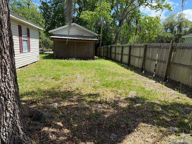 3 bedroom Single Family Residence at 84 Henry Avenue, No Recorded Subdivision, St. Marys — photo 5