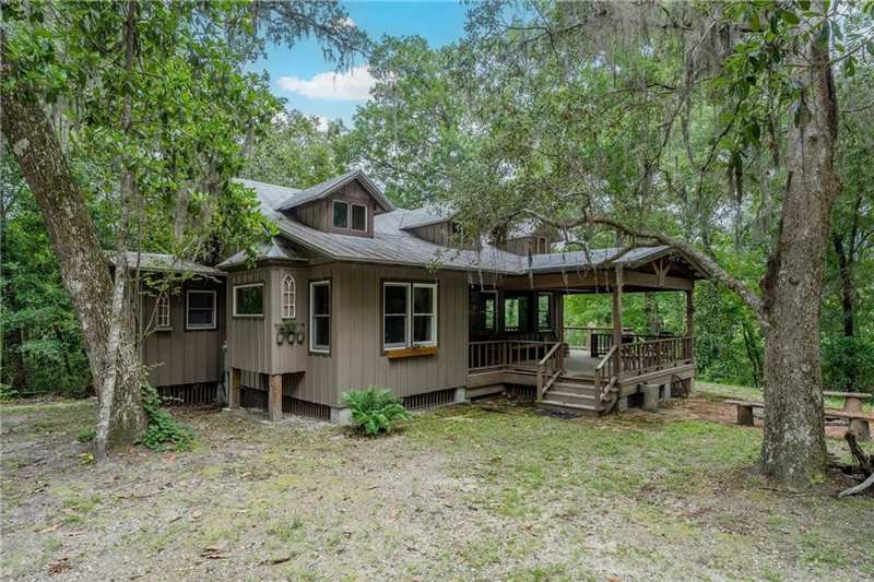 2 bedroom Single Family Residence at 1360 Douglas Fish Camp Road, No Recorded Subdivision, White Oak — photo 1
