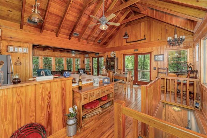 2 bedroom Single Family Residence at 1360 Douglas Fish Camp Road, No Recorded Subdivision, White Oak — photo 3