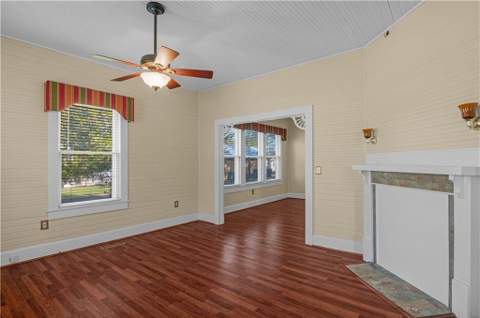 661 E Plum Street, Jesup GA - photo 12 of 56