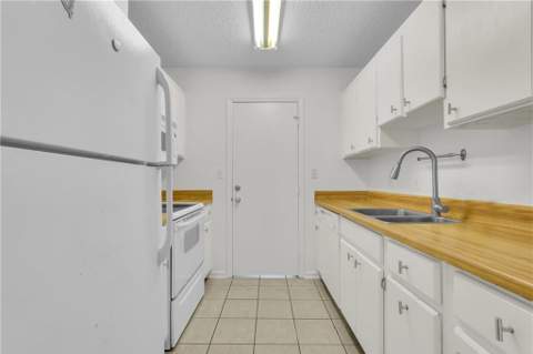 114 S Island Square Drive, St. Simons Island GA - photo 14 of 35