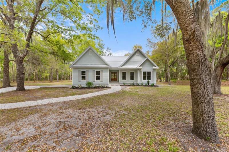 3 bedroom Single Family Residence at 1225 Julienton Drive, No Recorded Subdivision, Townsend — photo 2