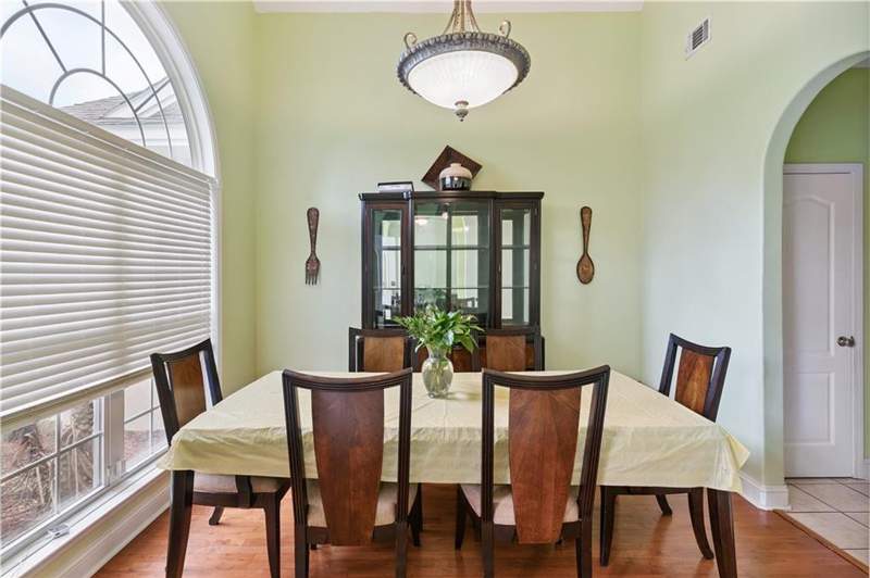 4 bedroom Single Family Residence at 147 Huntington Circle, Huntington Lake, Brunswick — photo 5